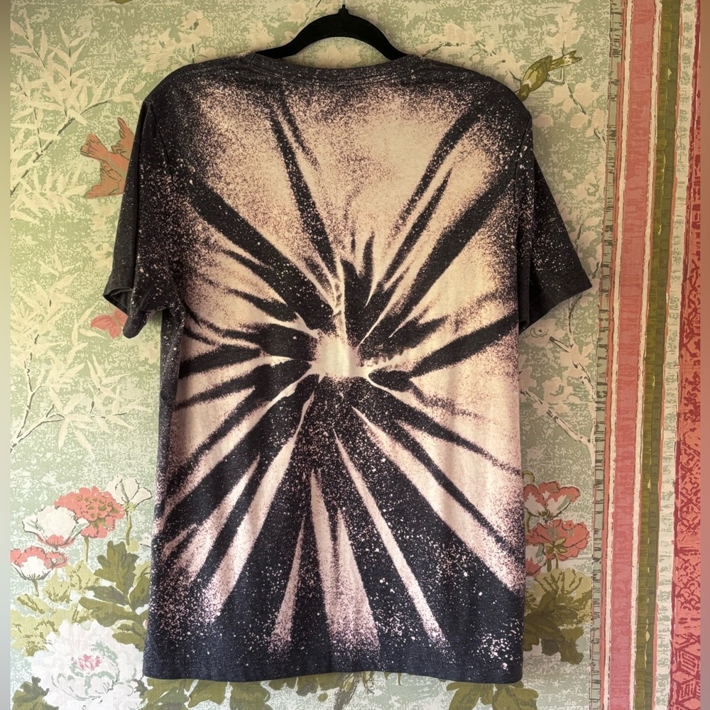 Fun Bleached Out Dolly Parton Tshirt! - Picture 3 of 6